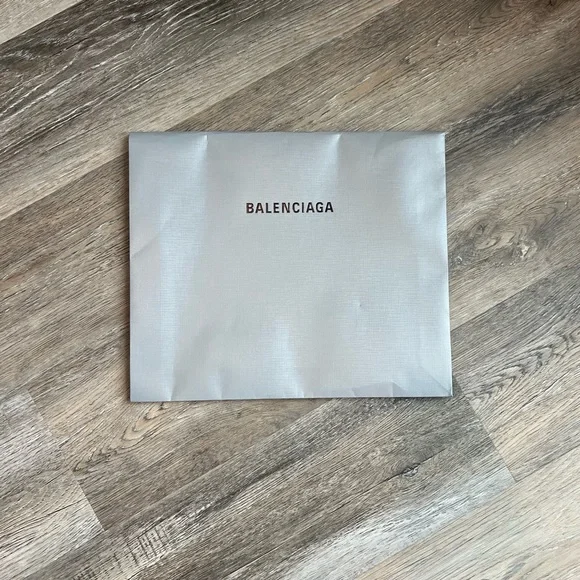 Balenciaga envelope - Picture 9 of 9